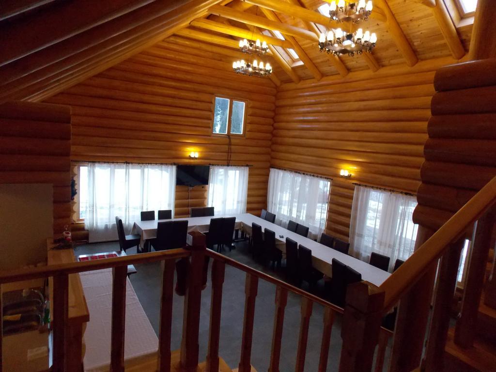 Pensiunea Izbucul Tauz Ghetari Εξωτερικό φωτογραφία